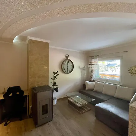 Unterlerchner * アフリッツ