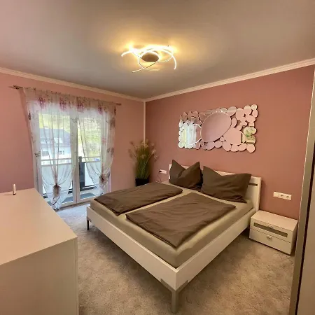 Unterlerchner アパート *