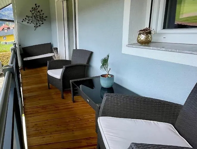 Unterlerchner דירה