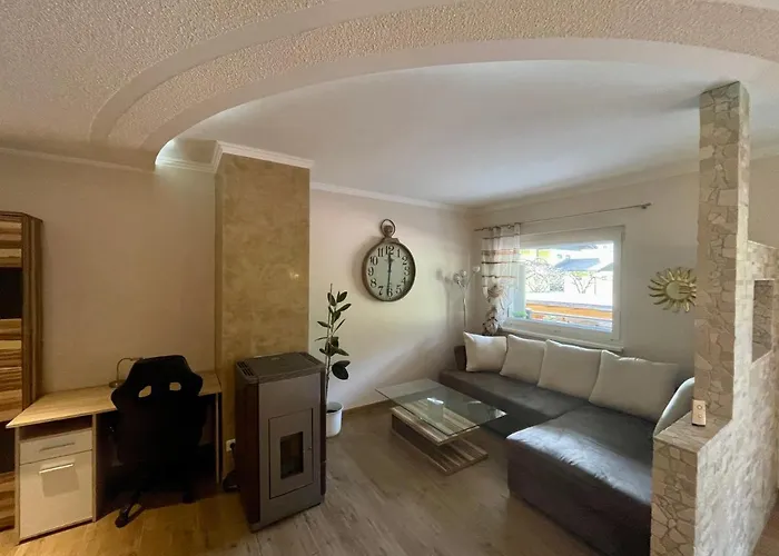 Unterlerchner * אפריץ