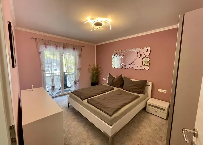 Unterlerchner דירה *